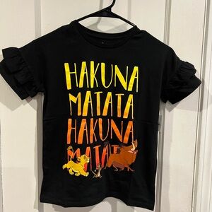 Disney Black and Yellow Short Sleeve Tee with Hakuna Matata Design